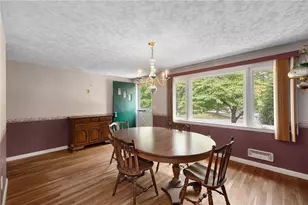 108 Longfellow Dr, Warwick, RI 02818 - Photo 5