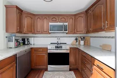 118 Pine Glen Drive Drive, East Greenwich, RI 02818 - Photo 3