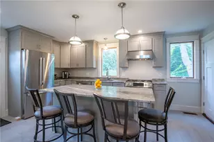 5 Gillies Ct, Newport, RI 02840 - Photo 1