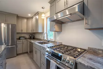 5 Gillies Court, Newport, RI 02840 - Photo 9