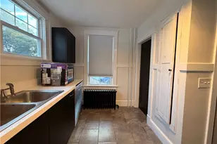 10 Channing St, Newport, RI 02840 - Photo 17