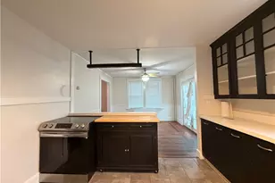 10 Channing St, Newport, RI 02840 - Photo 15