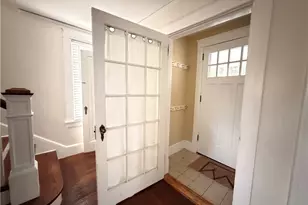 10 Channing St, Newport, RI 02840 - Photo 7
