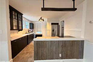 10 Channing St, Newport, RI 02840 - Photo 13