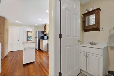 57 Melrose Avenue Avenue, Jamestown, RI 02835 - Photo 15
