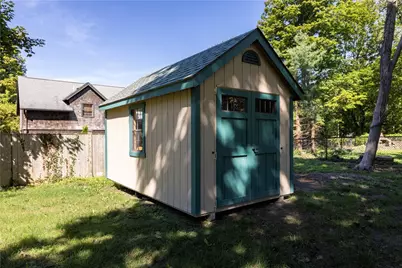 57 Melrose Avenue Avenue, Jamestown, RI 02835 - Photo 25