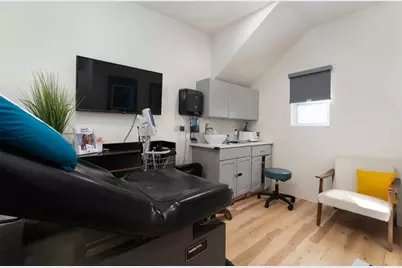 460 Smithfield Avenue, Pawtucket, RI 02860 - Photo 15