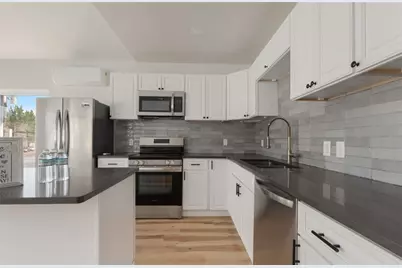 460 Smithfield Avenue, Pawtucket, RI 02860 - Photo 33