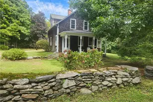 46 Carr Ln, Jamestown, RI 02835 - Photo 1