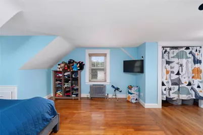 24 Kenmore Street, West Warwick, RI 02893 - Photo 23