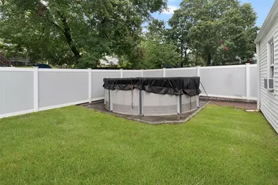 24 Kenmore Street, West Warwick, RI 02893 - Photo 43