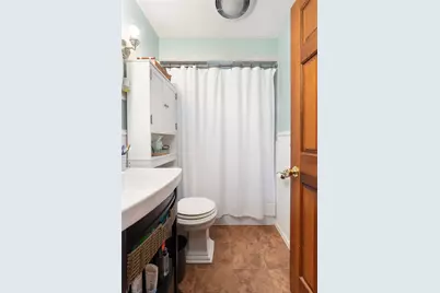 24 Kenmore Street, West Warwick, RI 02893 - Photo 17