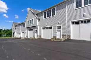 55 John Clarke Rd, Middletown, RI 02842 - Photo 3