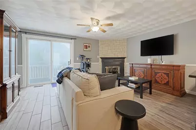 572 Smithfield Road #12, North Providence, RI 02904 - Photo 15