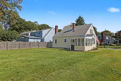 18 Townsend Street, Barrington, RI 02806 - Photo 23