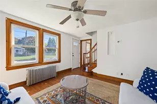 18 Townsend Dr, Barrington, RI 02806 - Photo 7
