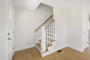 23 Wood St, Warwick, RI 02889 - Photo 19