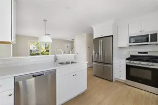 19 Wood St, Warwick, RI 02889 - Photo 11