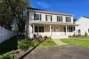 23 Wood St, Warwick, RI 02889 - Photo 3