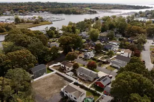 23 Wood St, Warwick, RI 02889 - Photo 5
