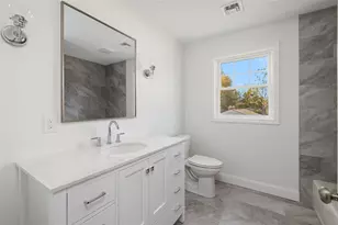 19 Wood St, Warwick, RI 02889 - Photo 15
