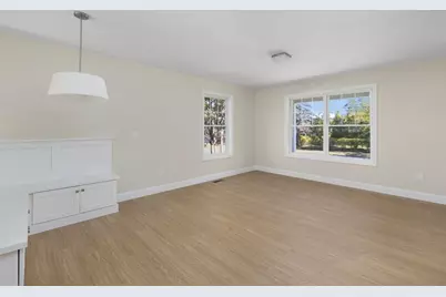 19 Wood Street, Warwick, RI 02889 - Photo 7