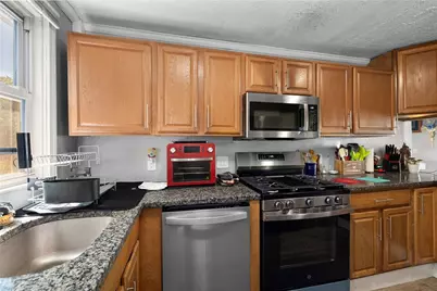 321 Church Avenue, Warwick, RI 02889 - Photo 7