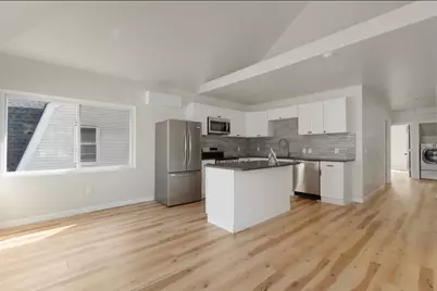 460 Smithfield Avenue #3, Pawtucket, RI 02860 - Photo 1