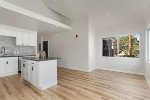 460 Smithfield Ave, Pawtucket, RI 02860 - Photo 3
