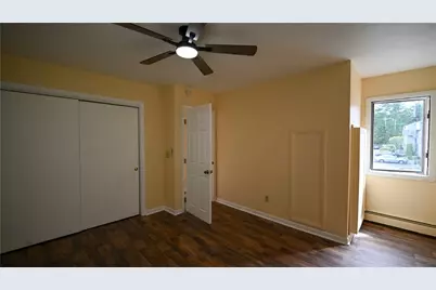 23 Village Court, West Warwick, RI 02893 - Photo 9
