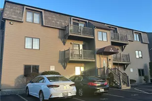 23 Village Ct, West Warwick, RI 02893 - Photo 1