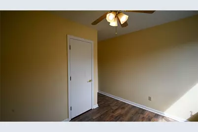 23 Village Court, West Warwick, RI 02893 - Photo 7