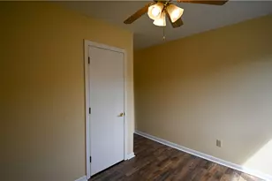 23 Village Ct, West Warwick, RI 02893 - Photo 7