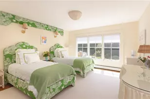 124 Harrison Ave, Newport, RI 02840 - Photo 19