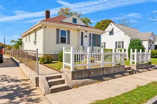 68 Bowlet St, Providence, RI 02909 - Photo 3
