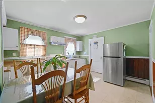 68 Bowlet St, Providence, RI 02909 - Photo 9