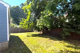 84 Standish Ave, Providence, RI 02908 - Photo 15