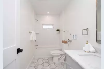 31 Prescott Hall Road, Newport, RI 02840 - Photo 37