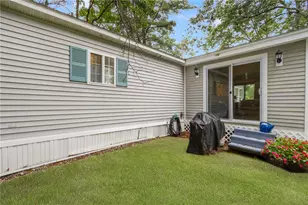 95 Lear Dr, Coventry, RI 02816 - Photo 33