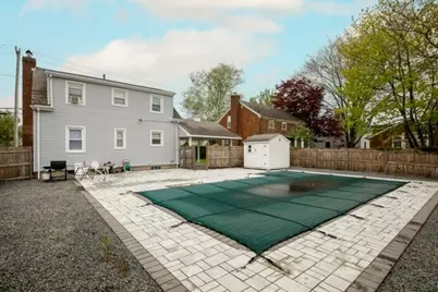 94 Eustis Avenue, Newport, RI 02840 - Photo 19