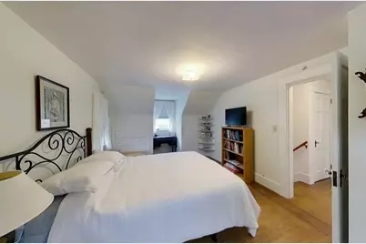 94 Eustis Avenue, Newport, RI 02840 - Photo 13