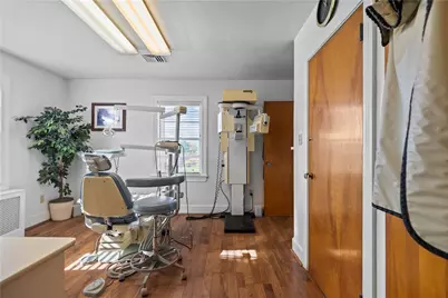 74 Valley Road, Middletown, RI 02842 - Photo 13