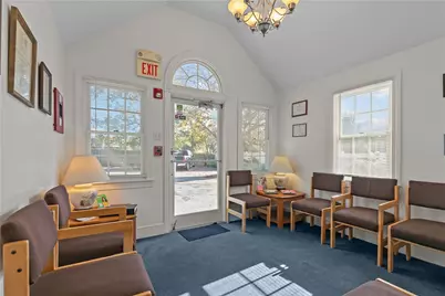 74 Valley Road, Middletown, RI 02842 - Photo 5
