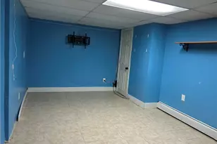 239 Summer St, Cranston, RI 02910 - Photo 13