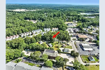 1907 Kingstown Road, South Kingstown, RI 02879 - Photo 11