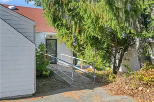 74 Valley Rd, Middletown, RI 02842 - Photo 41
