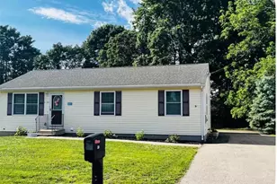 33 Cobblestone Ln, Westerly, RI 02891 - Photo 1