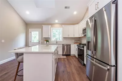 9 Fieldstone Way, Johnston, RI 02919 - Photo 15