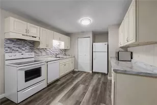 300 Smithfield Rd, North Providence, RI 02904 - Photo 5