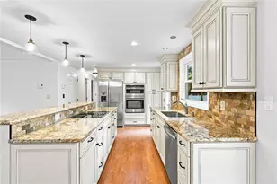 8 Choctaw Trail, Narragansett, RI 02882 - Photo 13